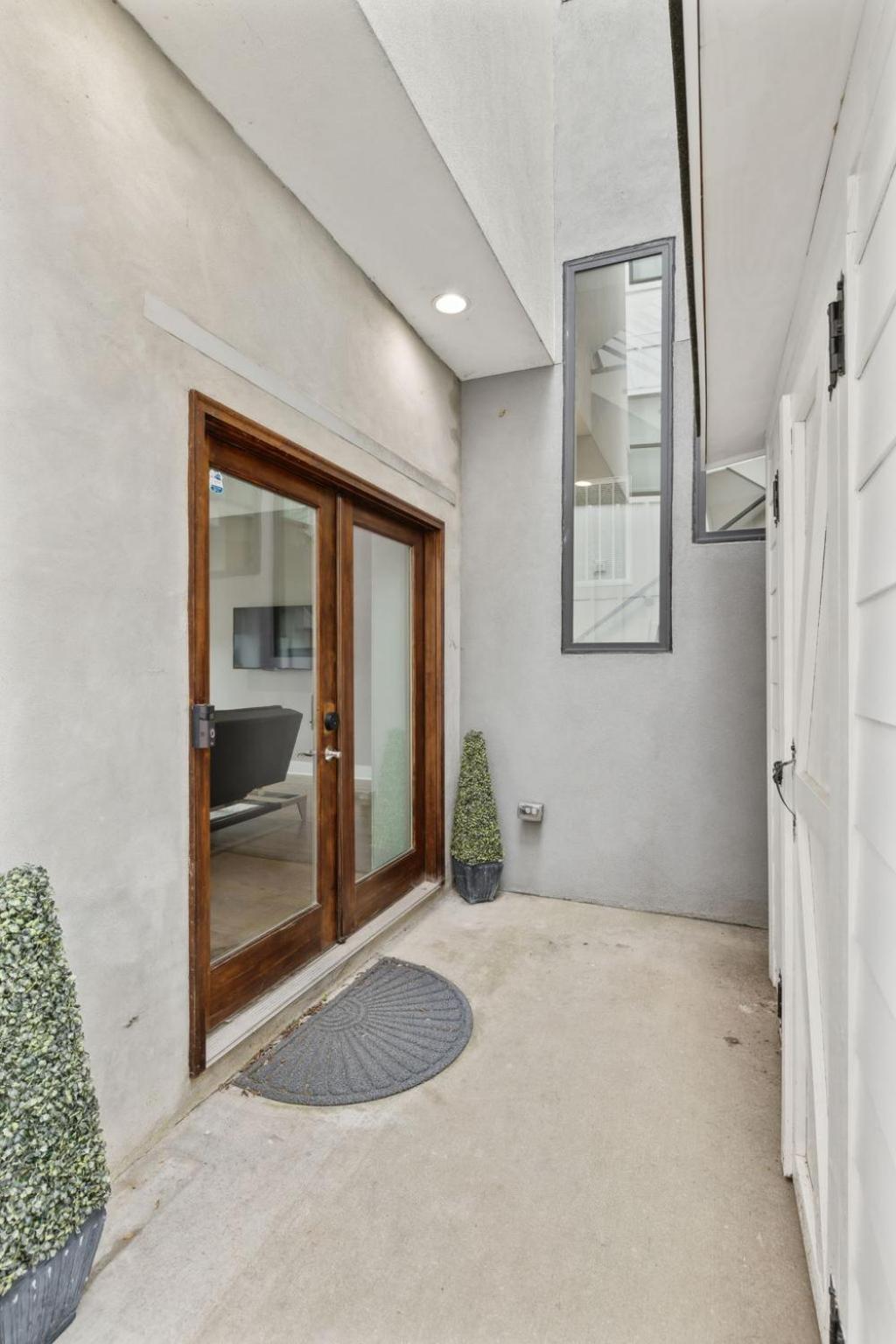 Hottub,2milestobway,4kbeds,3futons,safe Holiday home